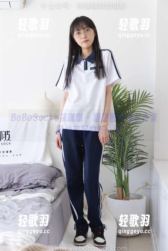 BoBoSocks袜啵啵 - 甜甜圈的裸足合集，图片串起的每一步