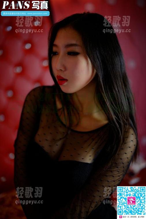 pans - 这种丁丁架势的厨娘资源，让我一度误以为我是个大厨…结果连泡面都还没整明白。