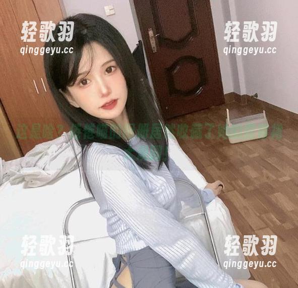 这是啥？倦倦喵的图册居然收藏了她的露背裙大观园！