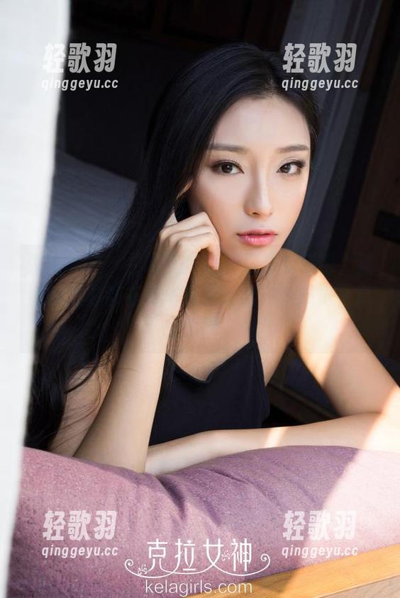 克拉女神 - 兰喏的作品总是那么惊艳，连她的足影都有种把我晃得眼花的感觉，真是佩服。