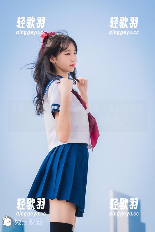 下载“吉他少女”的写真集，兔玩映画真会玩，简直不按常理出牌了。