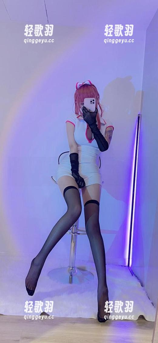 啾小妍Deer的高清图库：宝藏竟在她的妍宝里藏着！