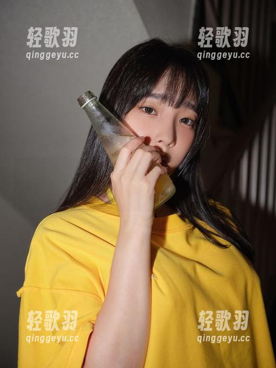 姜仁卿(강인경)的粉色内衣合集，怎么会让人联想起了“无敌小可爱”的身份呢？