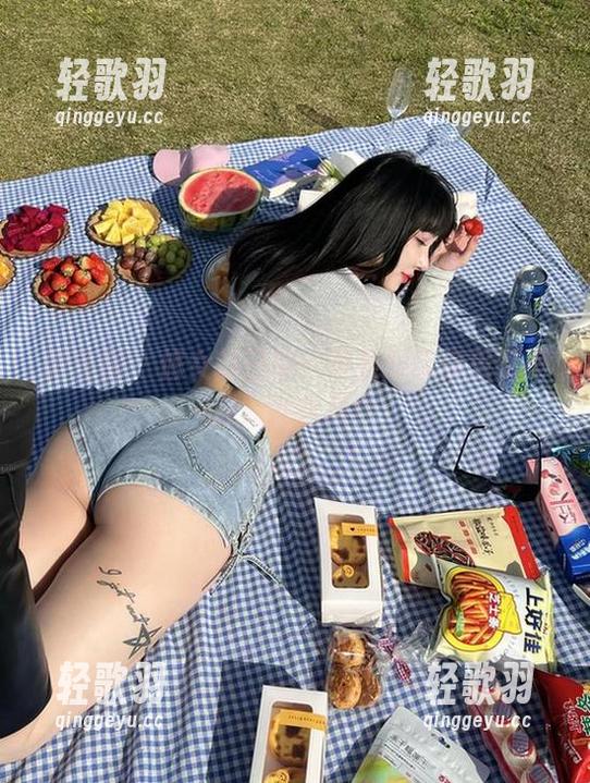 微密圈 - 修女的日常：宋昱欣带你见识不般配的合集！