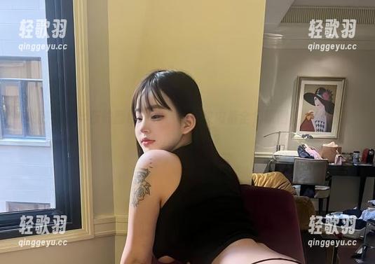 微密圈 - 半夜偷翻的小优优子豹纹内裤全集原图，为啥让我停不下来呢？