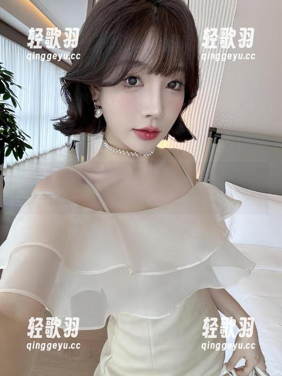 微密圈 - 徐莉芝的婚纱写真—优雅与膨胀感的完美结合？