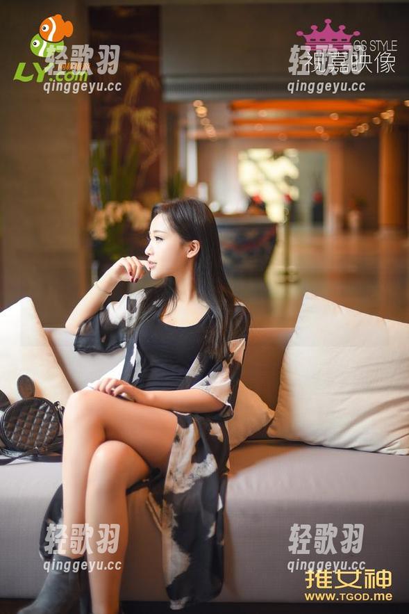 推女神 - 夏日气息满满的图包：有陈嘉瑶AYomiabe在，连鹿也要羡慕！