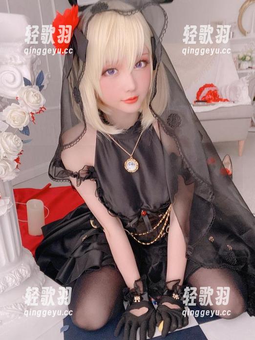 星之迟迟侃侃而谈，出炉最新可爱美图，也是没谁了。
