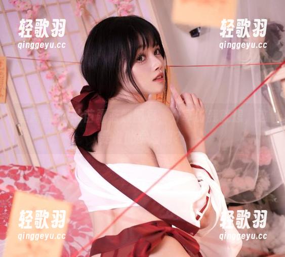 星黛鹿鹿i的苗疆蓝蝶图集，分享时我就想，这是谁的灵感啊？