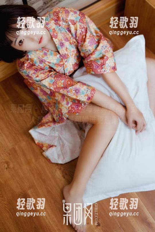 果团网 - 周晓唯的海边写真真是高清到让人想问，海景和她谁更耀眼？