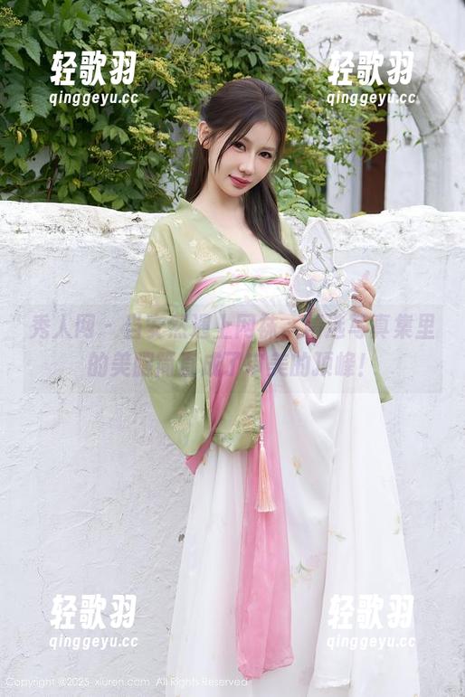 秀人网 - 当安然遇上网袜，精选写真集里的美腿简直成了审美的顶峰！