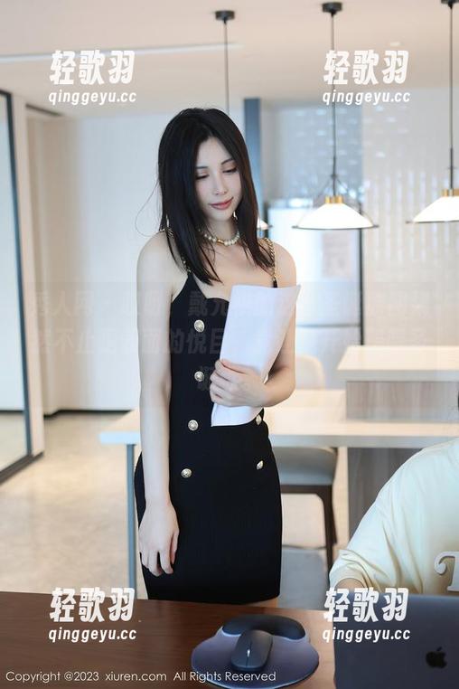 秀人网 - 哎呀，戴允祺的这些圣诞原图果然不止是表面的悦目，竟让我开始想唱圣诞歌。