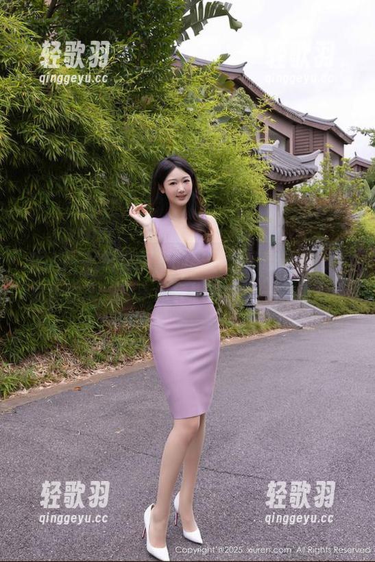 秀人网 - 雾霭蒙蒙的早晨，杨晨晨Yome女仆图集，分享你会想象的每一个角落。