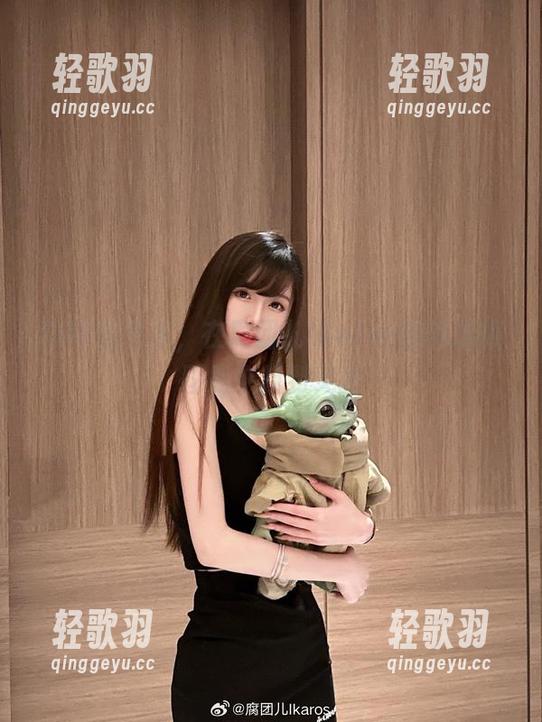 COS的艺术，在腐团儿Ikaros的体操服图册中找到灵感