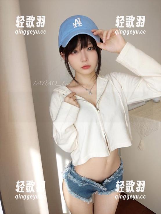 奇怪的迷之呆梨与无圣光下的折耳猫少女，谁能抵挡这种萌？