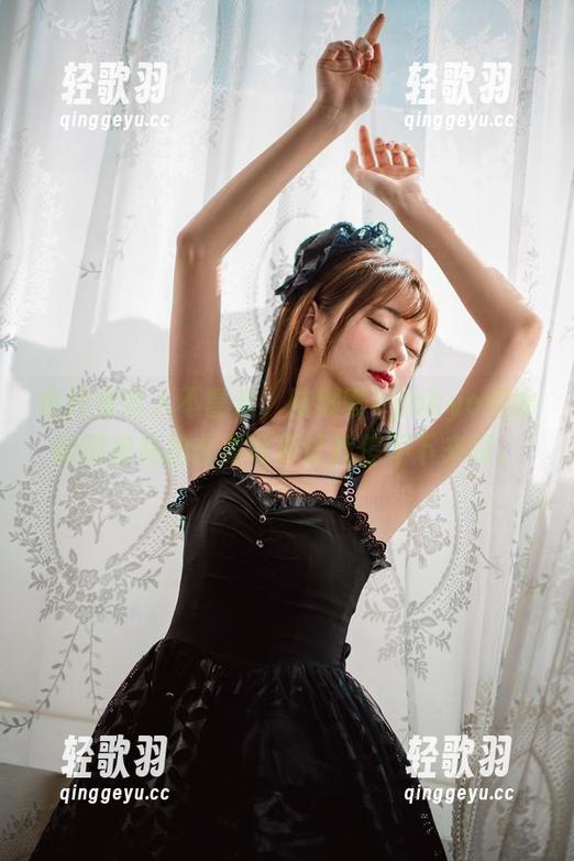 也许有些人不喜欢，陆卿卿kyokyo和她的御姐私拍合集可真让我停不下来啊。