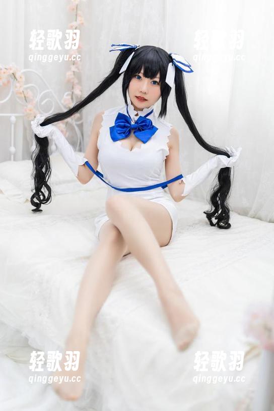 无圣光，只想看真实的香草喵露露，OL制服美图值得欣赏！