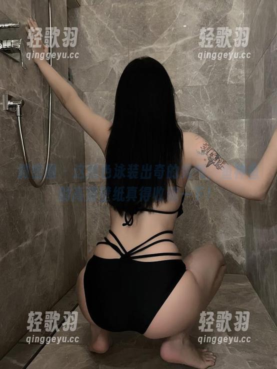 微密圈 - 这黑色泳装出奇的秀气，鱼神鱼的高清壁纸真得收藏一下！